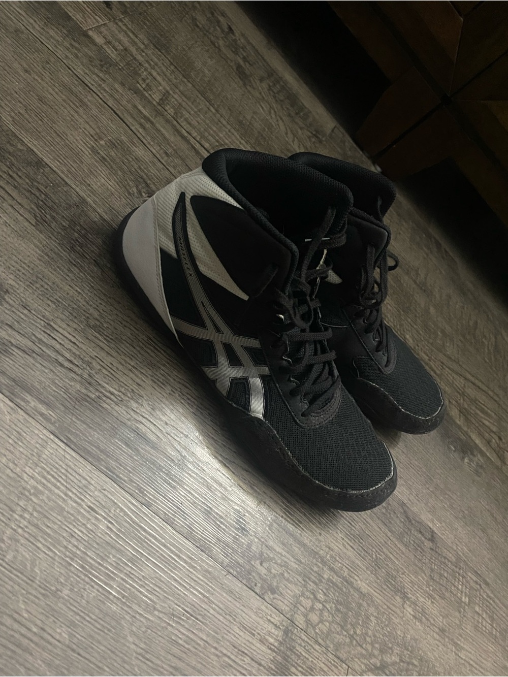 Asics boxing / wrestling black and White High-Top Athletic Shoes